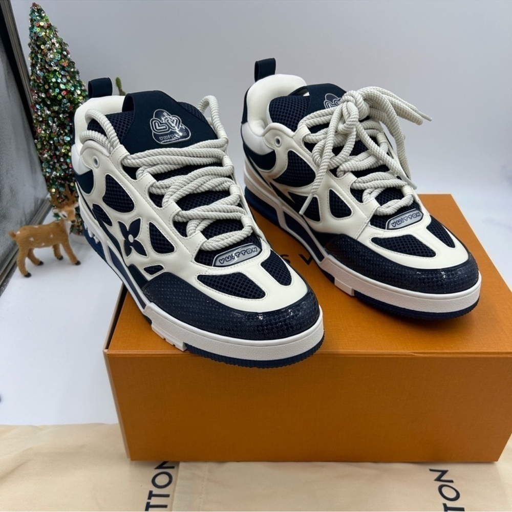 Men’s Louis Vuitton blue skate trainer sneakers size 11 fits 13 US made in Italy